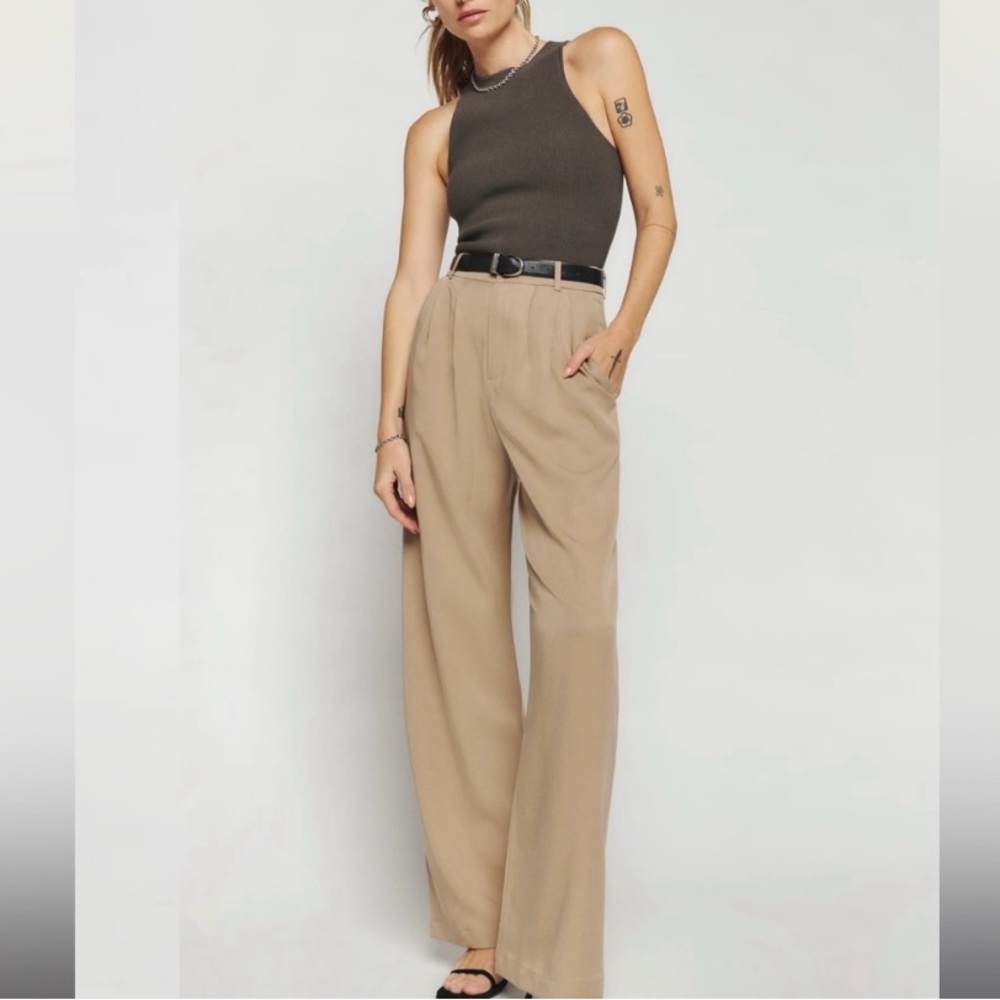 Reformation Mason Pant NWOT never worn, Khaki, high rise, wide leg